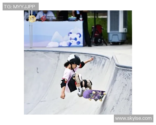 世界滑板锦标赛点评：西安攀岩队的团队协作表现